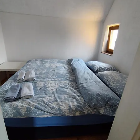 Vikend Kuca Davor 木屋 *
